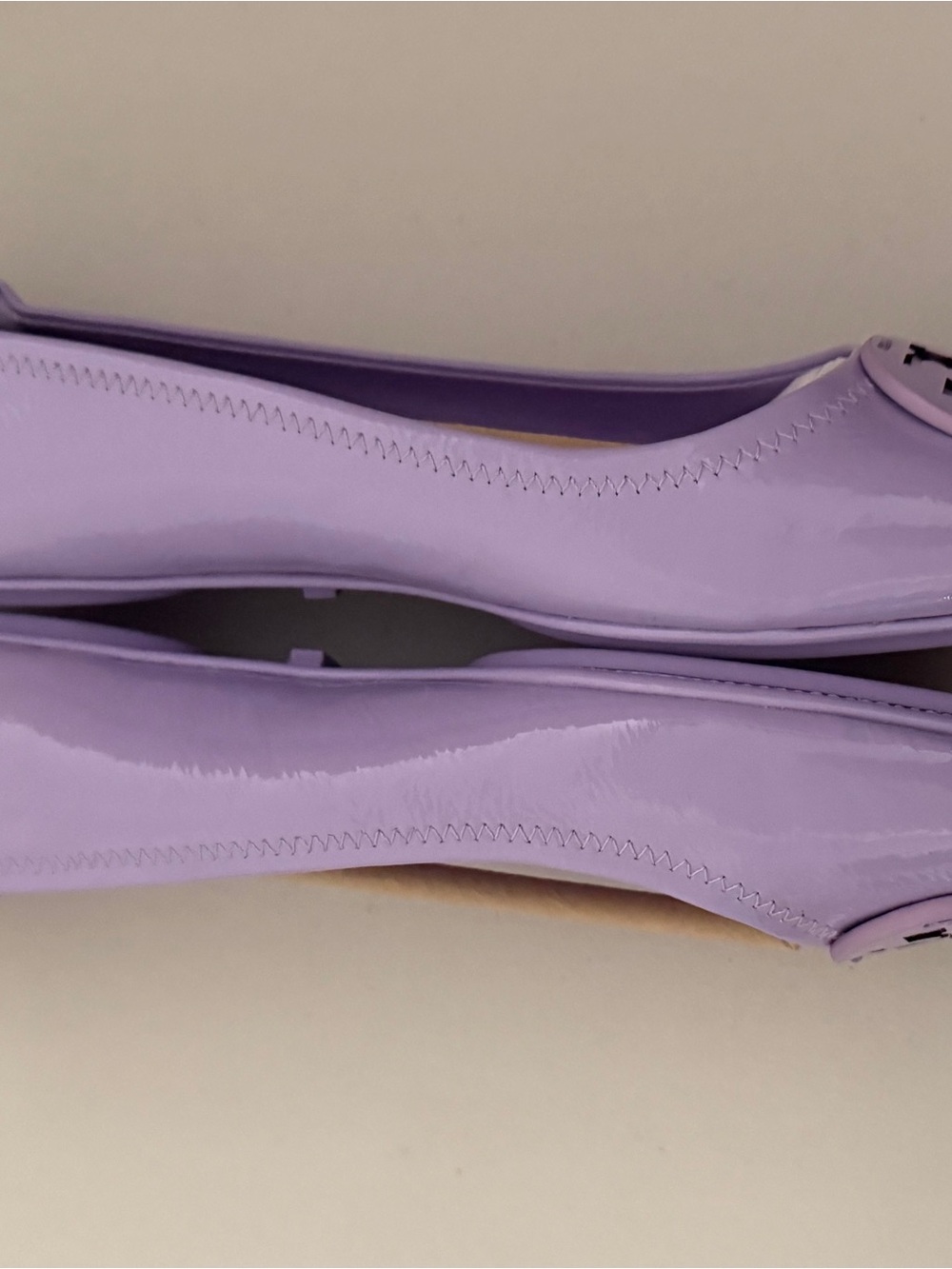 NIB Tory Burch Minnie Travel Ballet Flats Lavender Cloud Patent Leather Size 9.5 - Picture 6 of 10